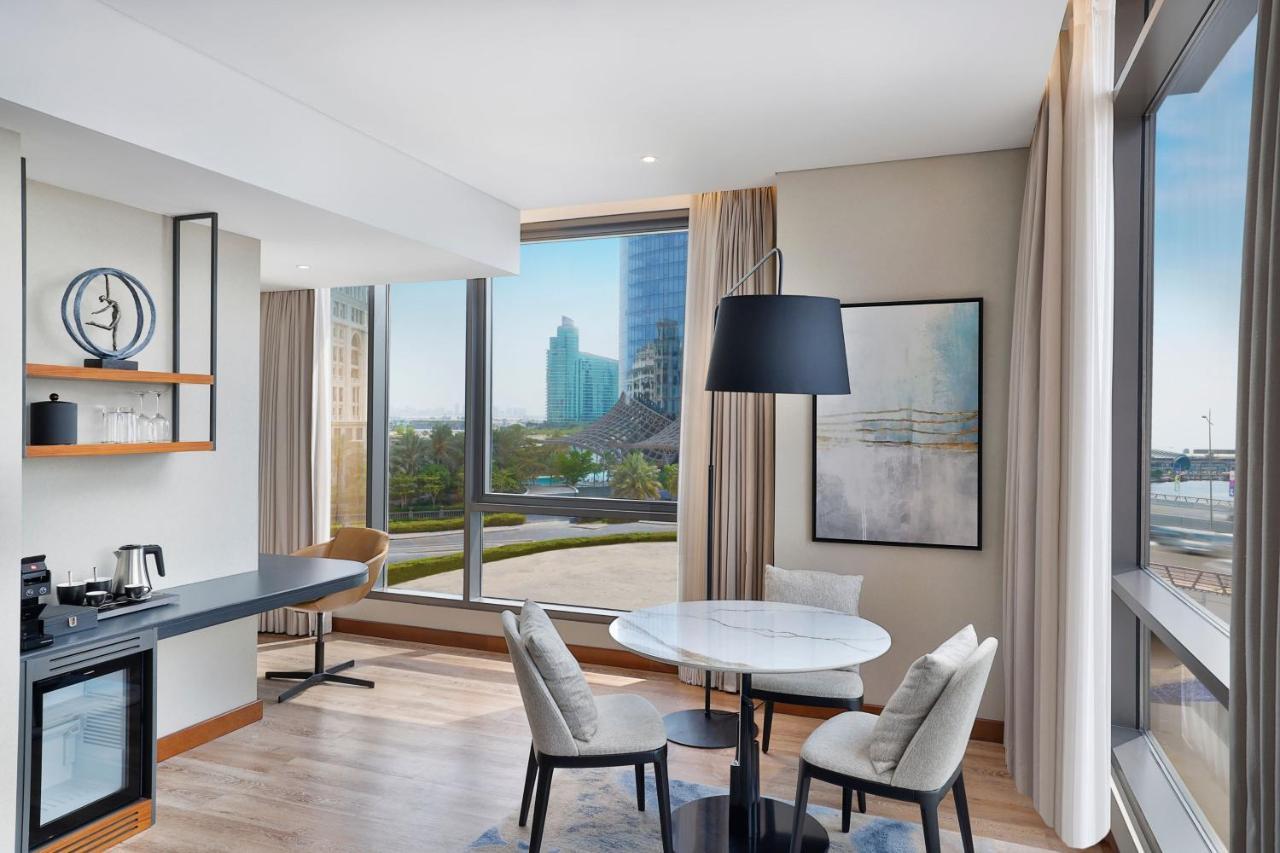 Courtyard By Marriott Culture Village, Dubai Bagian luar foto