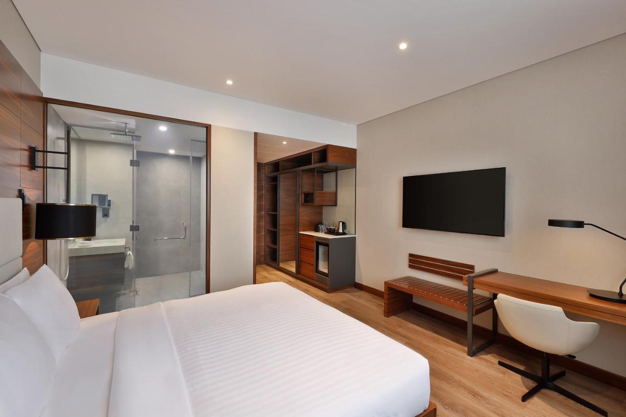 Courtyard By Marriott Culture Village, Dubai Bagian luar foto