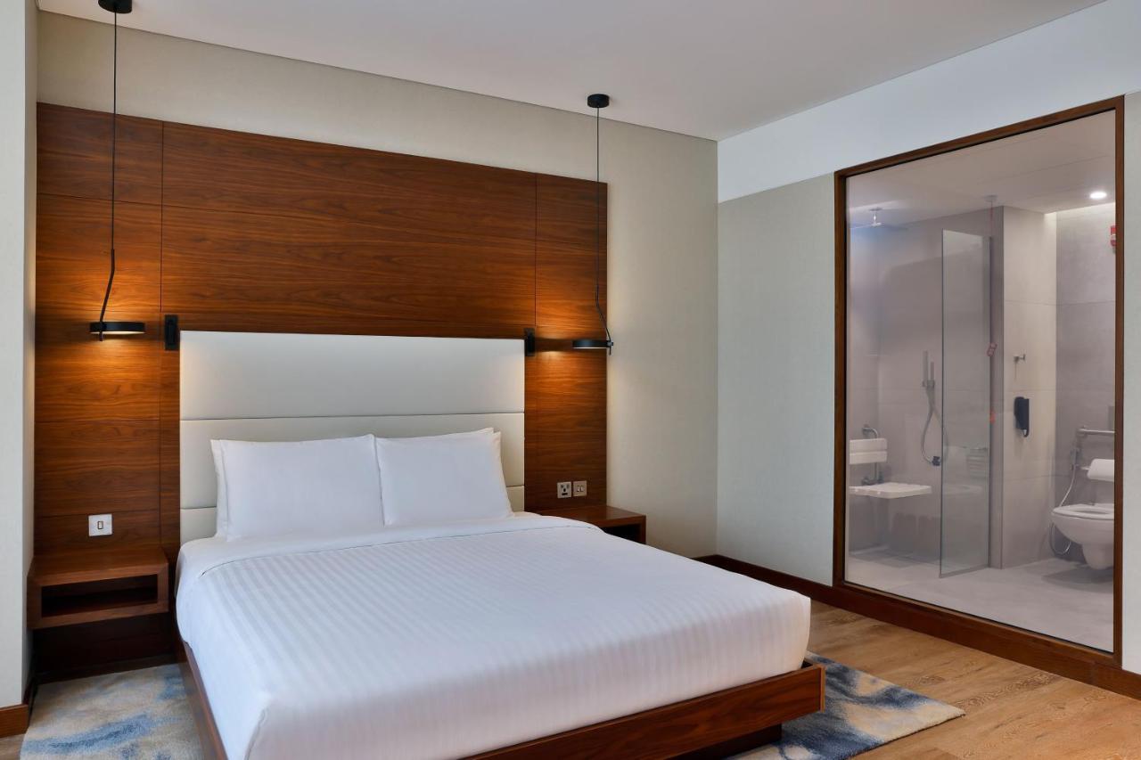 Courtyard By Marriott Culture Village, Dubai Bagian luar foto